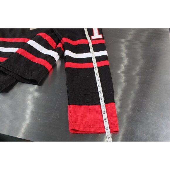 Reebok CCM Jersey Chicago Blackhawks Jonathan Toews #19 Size 48 Black PO16 - Picture 6 of 9